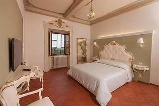 Agape - Art In Florencie