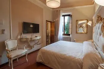 Agape - Art In Firenze